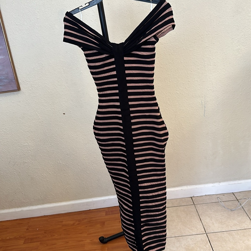 HOUSE OF CB 'Petra' Striped Bandage Midi Dress black NWOT size XS - Picture 4 of 15